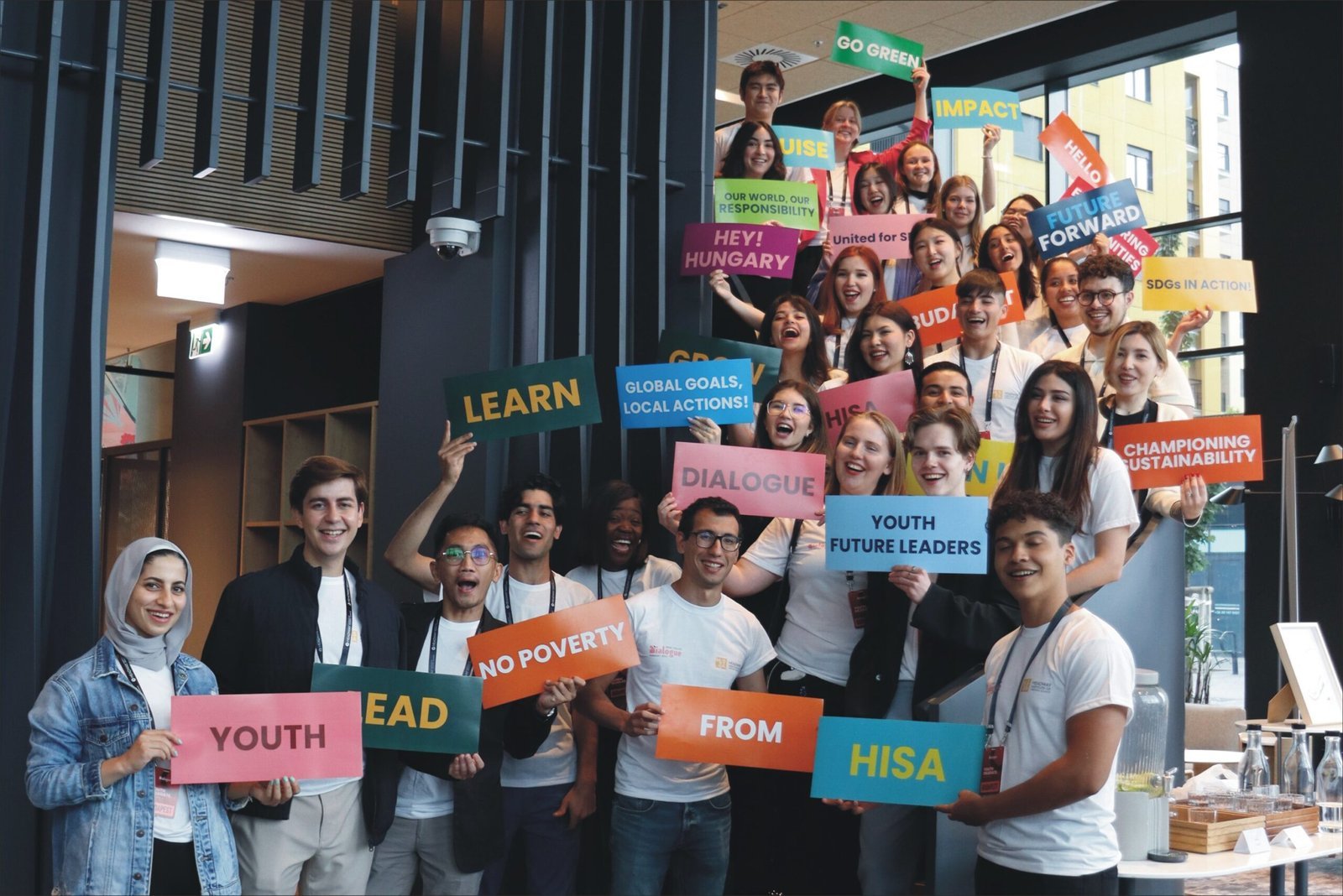 Building Bridges: Cross-Cultural Communication in Global Policy